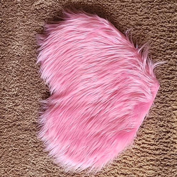 Plush Heart Shaped Rug Plush Heart Shaped Rug Plush Heart Shaped Rug shaggy rug - Picture 4 of 9